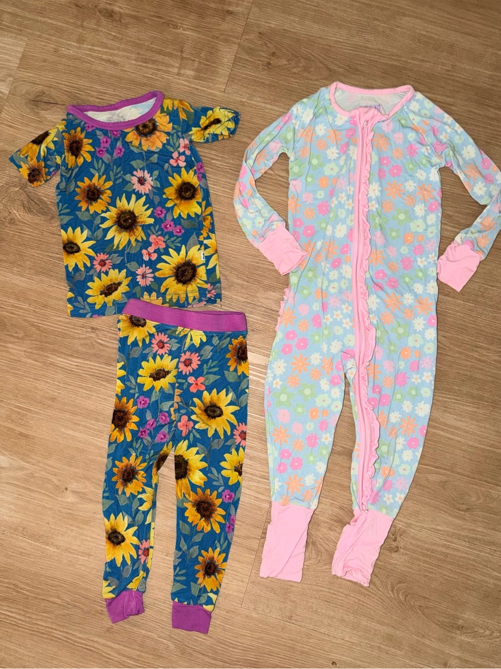 2pc bamboo bundle! 🩷 Little Sleepies and Poppy Kids Co pjs.